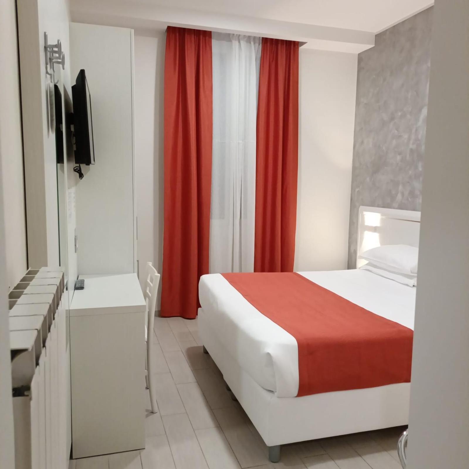 Hotel Lido ヴァラッツェ エクステリア 写真